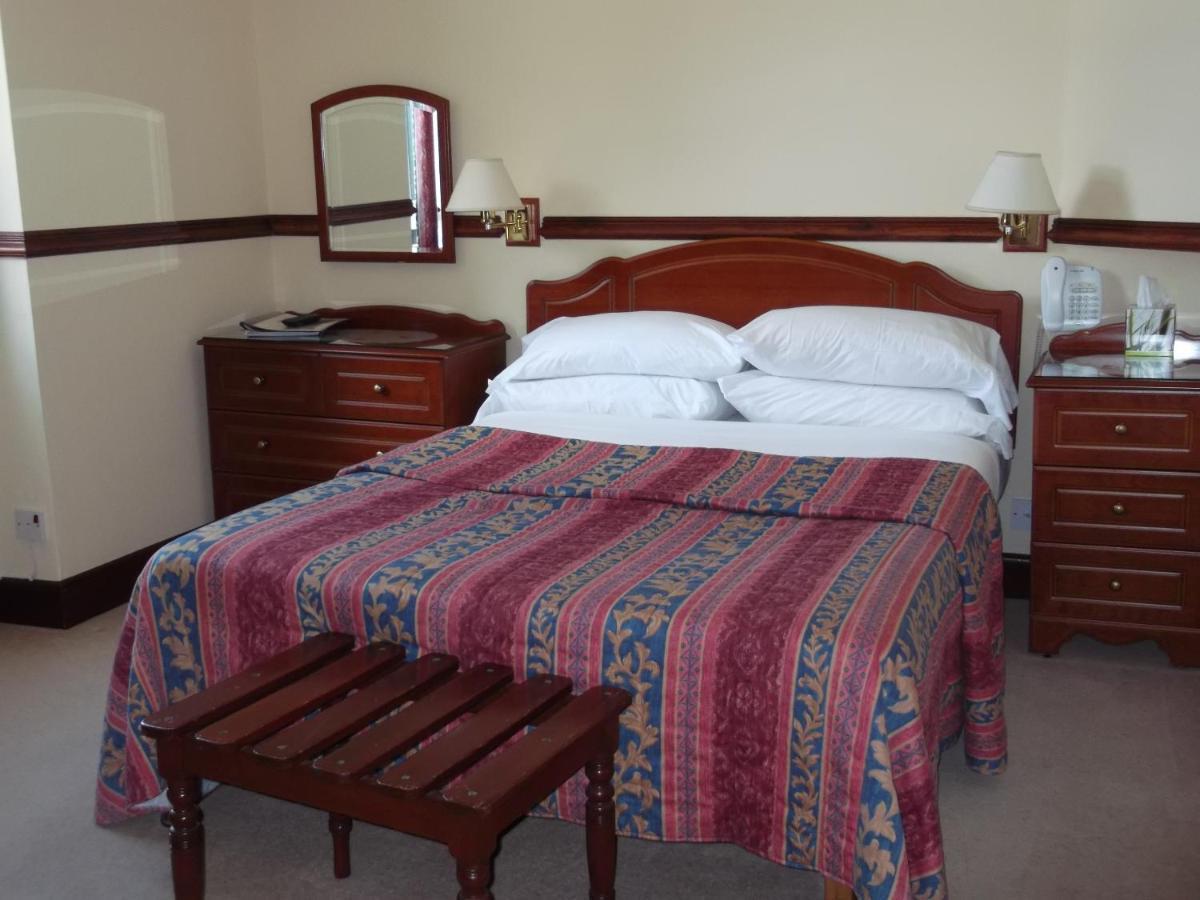 Caledonian Hotel ฟอร์ตออกัสตัส ห้อง รูปภาพ